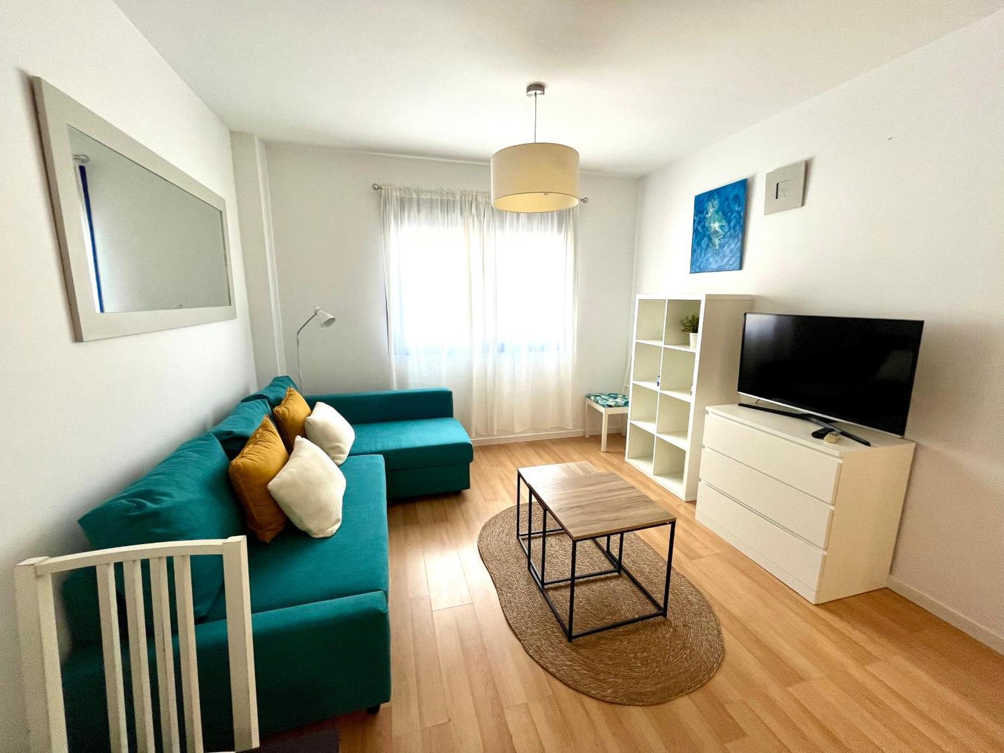 Puerta Al Mar Apartment Malaga Exterior photo