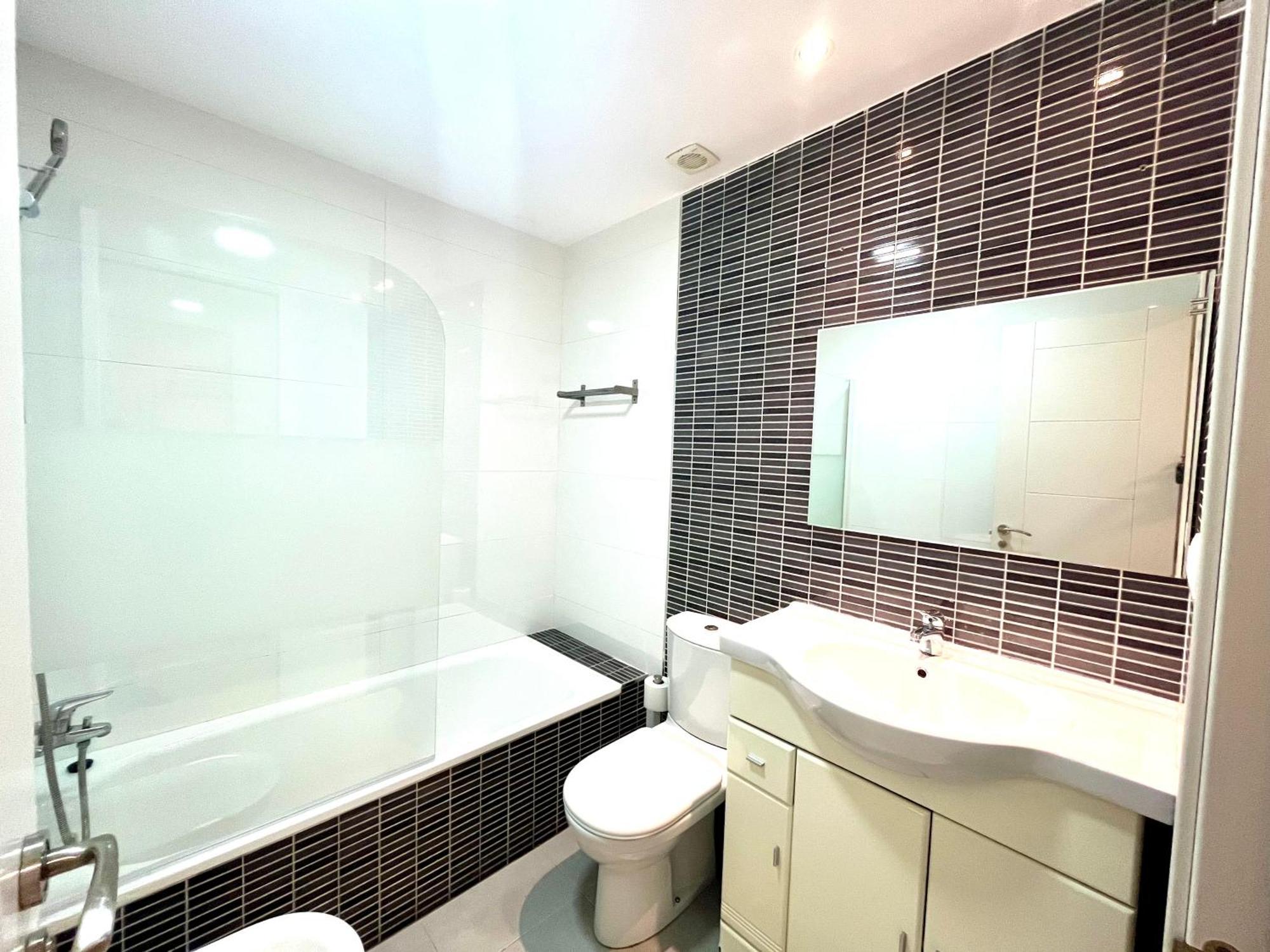 Puerta Al Mar Apartment Malaga Exterior photo